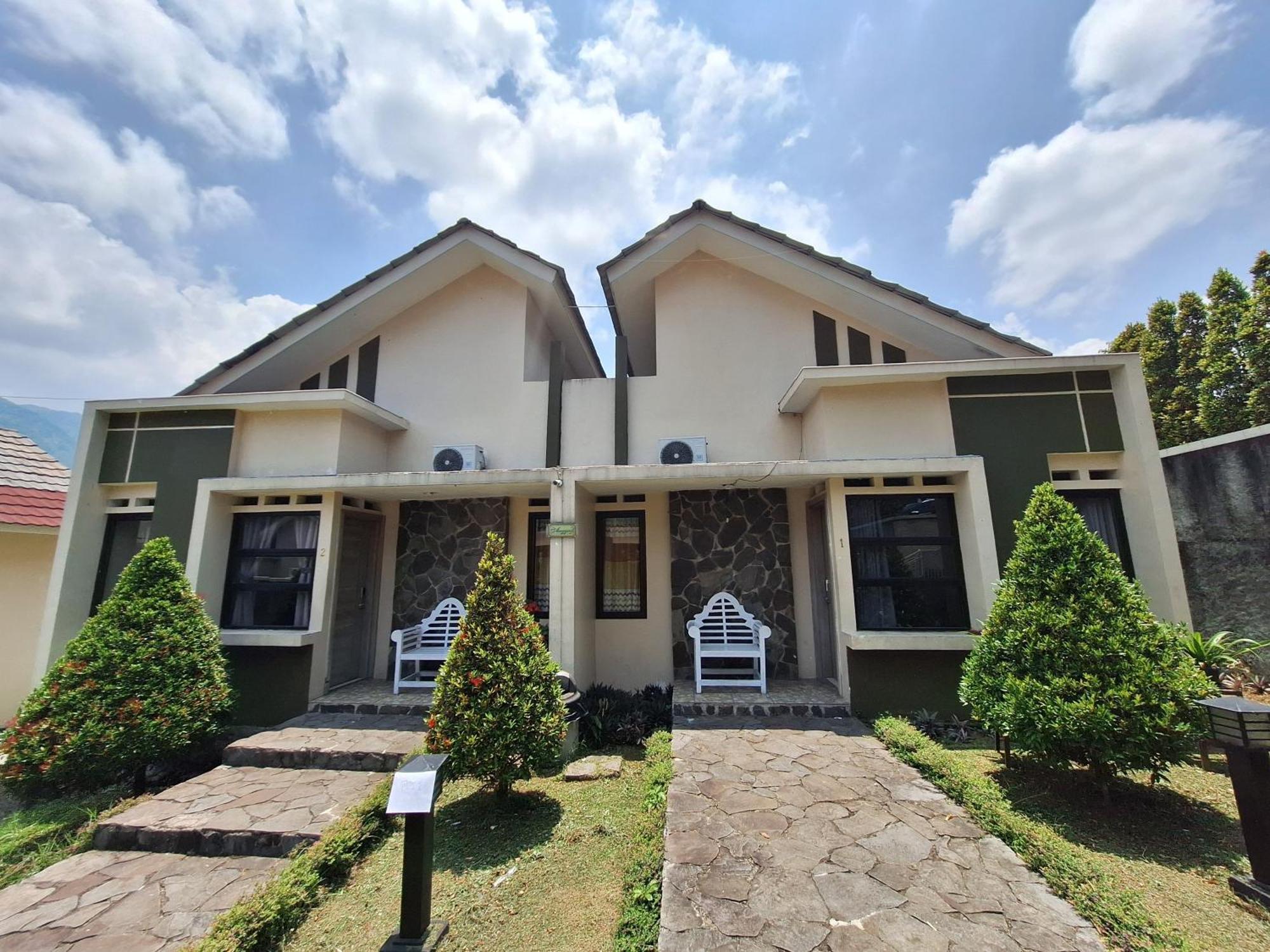 Urbanview Hotel Inkoppabri Cisarua Puncak מראה חיצוני תמונה