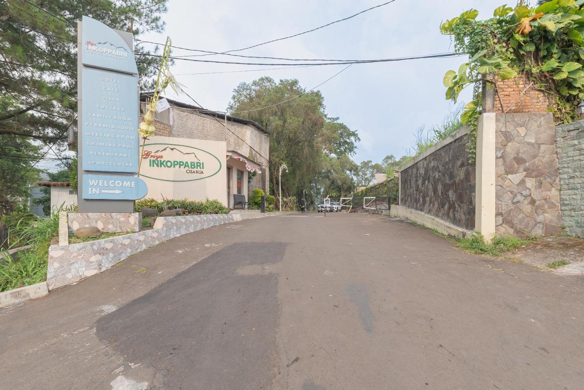 Urbanview Hotel Inkoppabri Cisarua Puncak מראה חיצוני תמונה