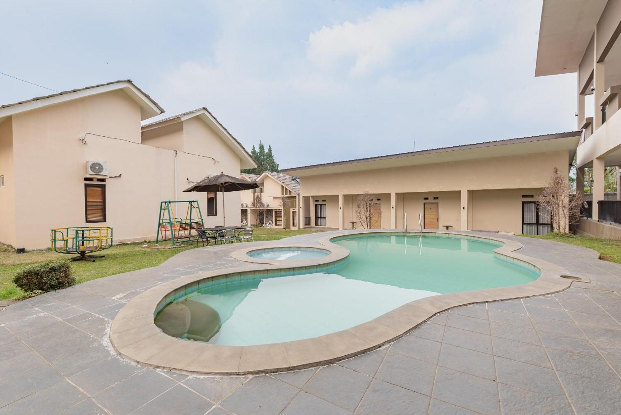 Urbanview Hotel Inkoppabri Cisarua Puncak מראה חיצוני תמונה